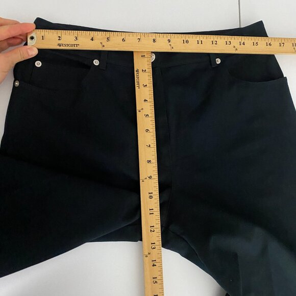St. John Sport Straight Leg Jeans Size 10 Black High Rise Cotton Stretch - Picture 8 of 10
